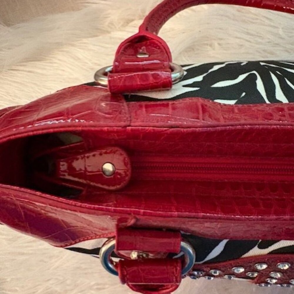 ZEBRA PEACE SIGN HANDBAG - Picture 5 of 9